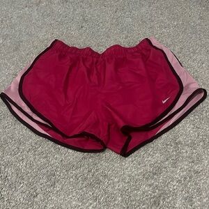 Nike dry fit shorts size large